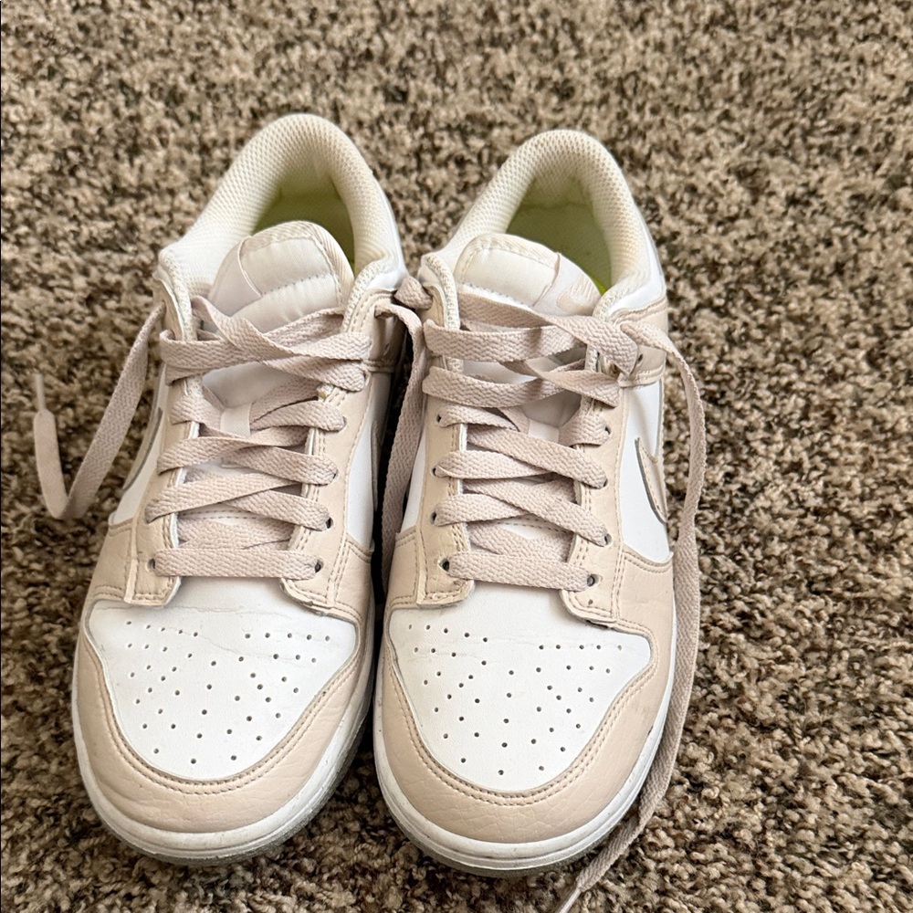 Nike Beige & White Low-Top Sneakers - Picture 5 of 10